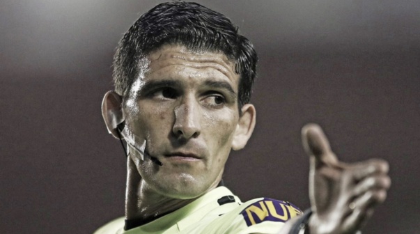 Andrés Merlos no dirigirá en la fecha 8 de la Superliga