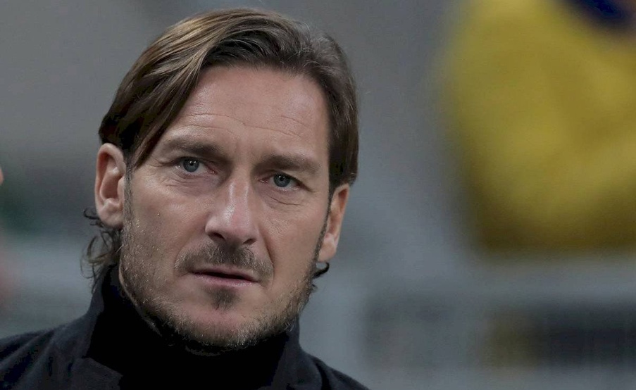 Totti avisó que está tras los pasos de un jugador argentino.
