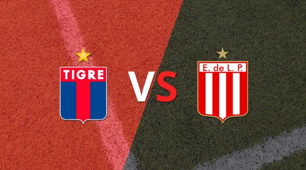 El segundo tiempo comienza sin goles entre Tigre y Estudiantes