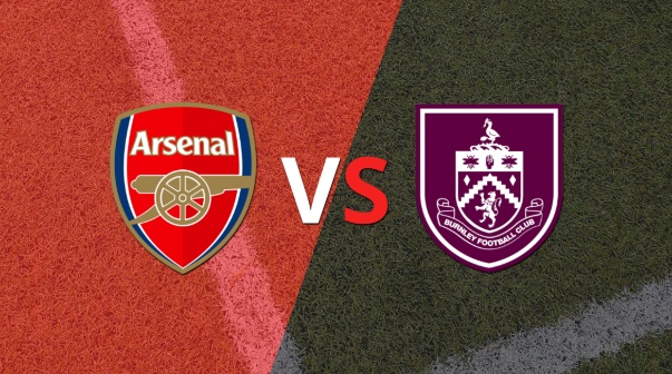 Arsenal amplía la diferencia ante Burnley, imponiéndose con un marcador 3-1
