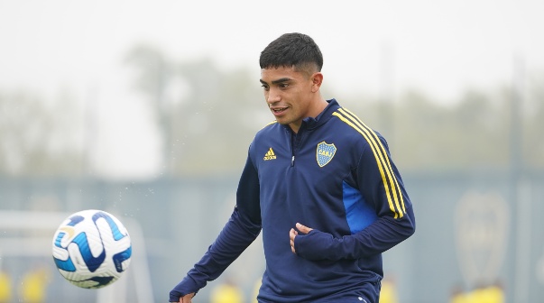 Luca Langoni podría irse de Boca
