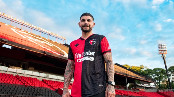 El fuerte posteo contra Banega por su ausencia en Newell's-Talleres: 