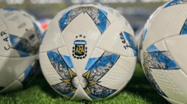 Un equipo de la Liga Profesional despidió a su técnico