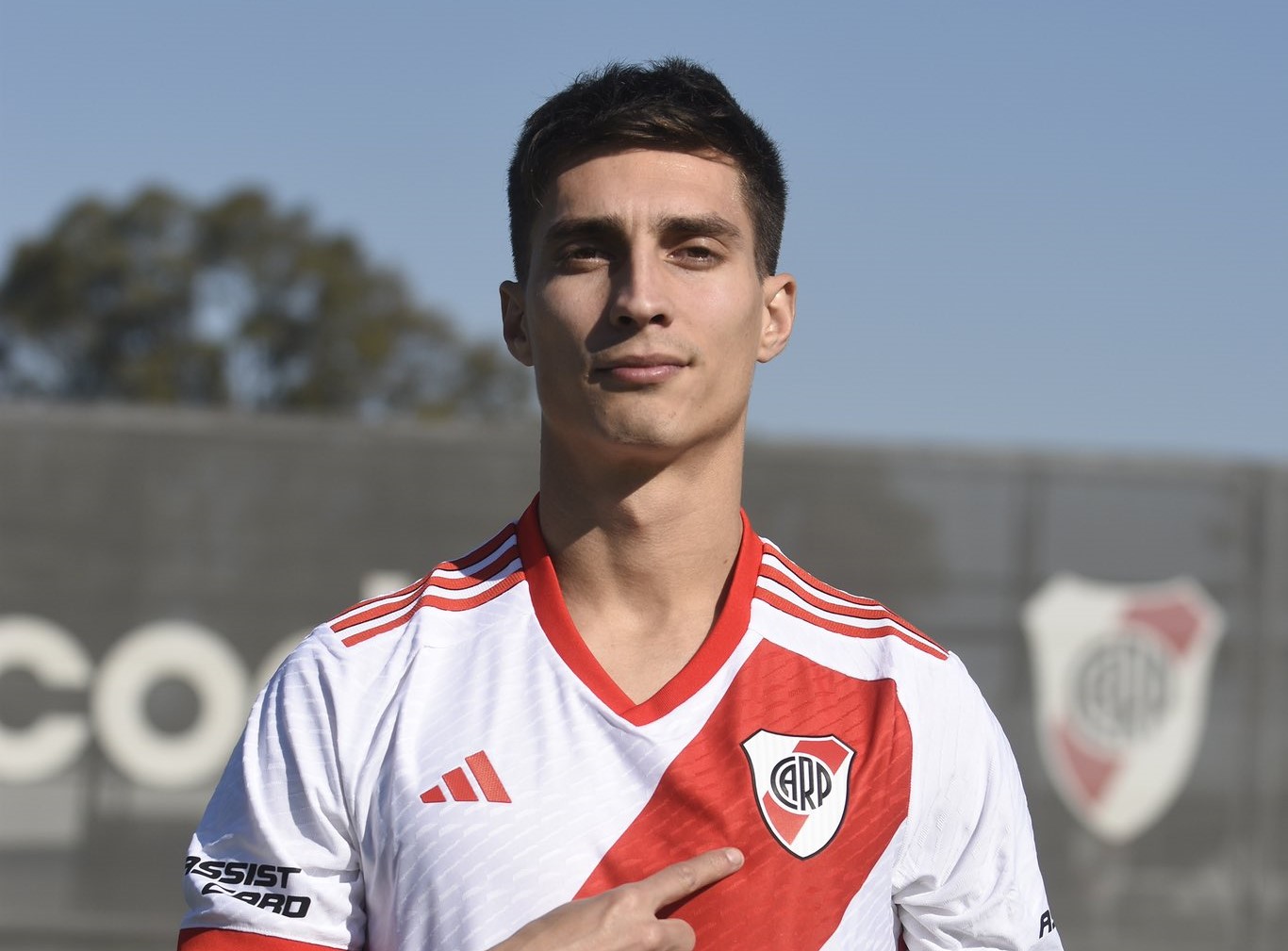 El curioso posteo de Gattoni para despedirse de River