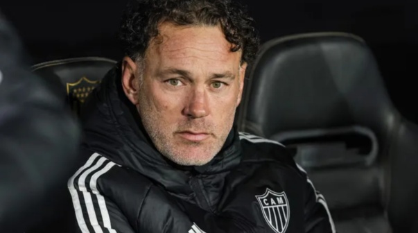 Milito, sin vueltas sobre futuro en Mineiro tras perder la final: 