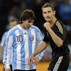 Klose reveló la charla que tuvo con Messi cuando superó su récord