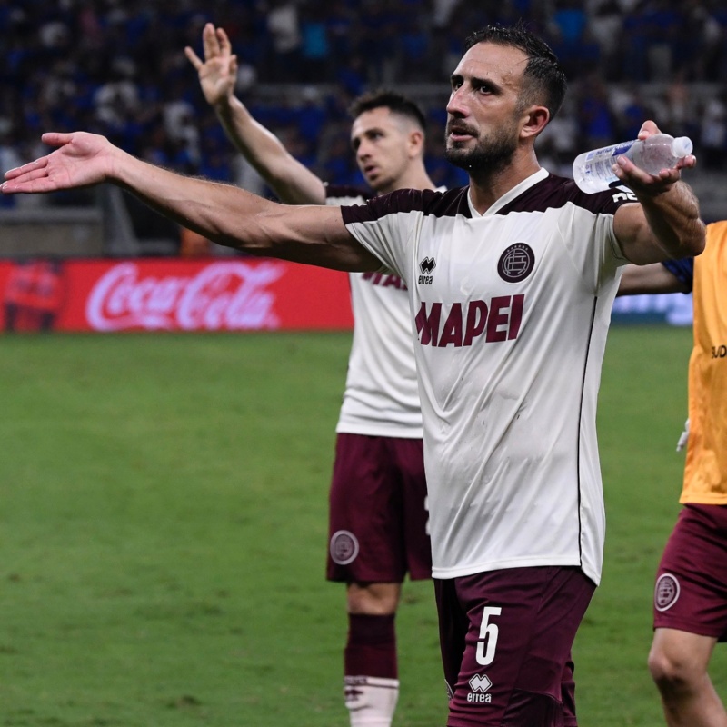 Izquierdoz explotó contra el árbitro de Lanús vs U de Chile&nbsp;