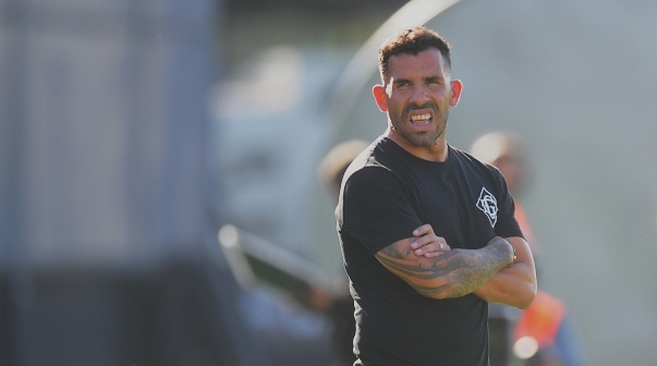 La contundente frase de Tevez sobre Aranda y Flores en Boca