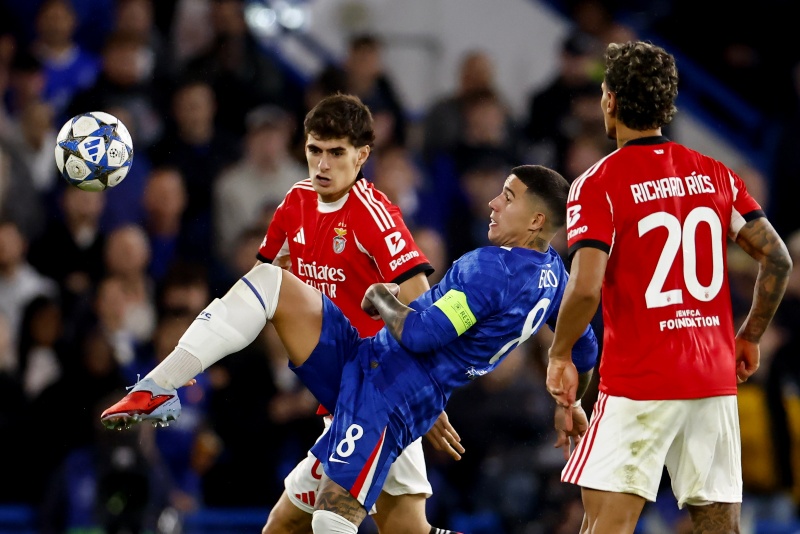 Cinco argentinos se cruzaron por Champions: Chelsea y Benfica midieron sus fuerzas&nbsp;
