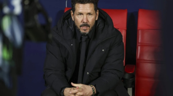 Simeone apuntó contra el arbitraje por Vinicius: 