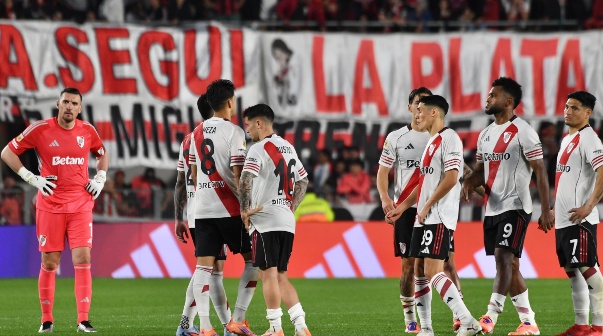River Plate vs Gimnasia y Esgrima de La Plata.Foto: FOTOBAIRESFecha 14 Torneo Clausura Liga Profesional.
