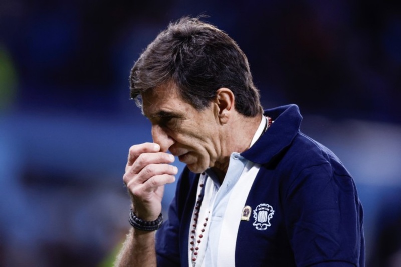 &nbsp;La respuesta final de Costas a Milito sobre renovar en Racing