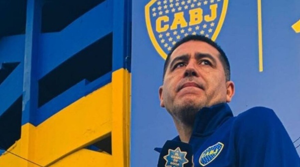 Un equipo de la Premier League podría robarle un refuerzo a Boca