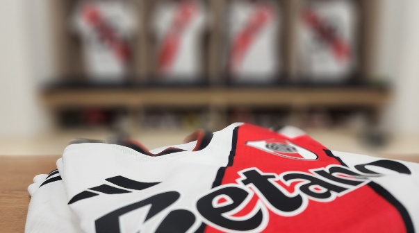 Camiseta River Plate